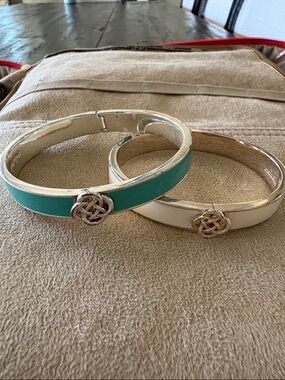 Stella & Dot Silver Knot Accent Turquoise and Cream Enamel Bangle Set